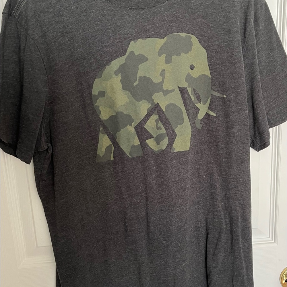 Banana Republic- Gray T-Shirt with Camouflage Elephant Design
